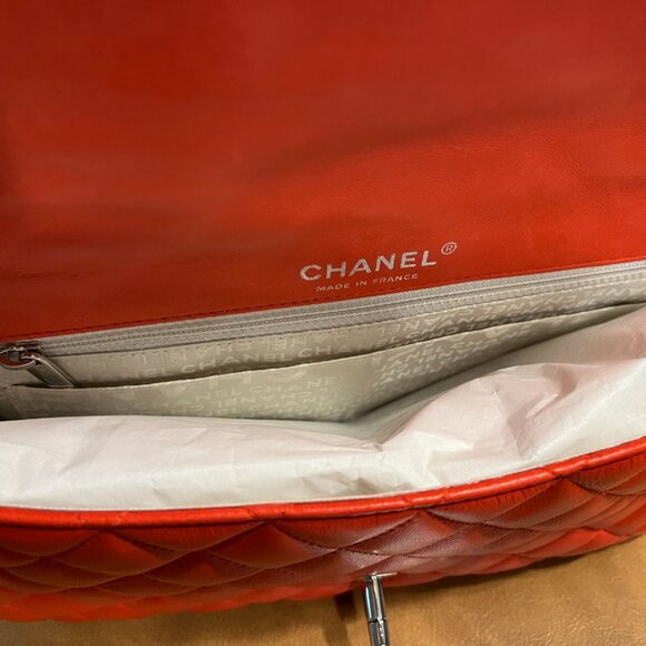 Chanel Bag Like New with authenticity papers, bag and box - Picture 5 of 10